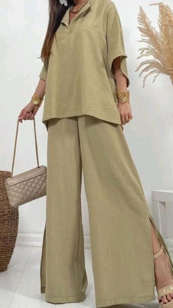 Trendy summer bdress with fit-and -flare waist and lightweight material